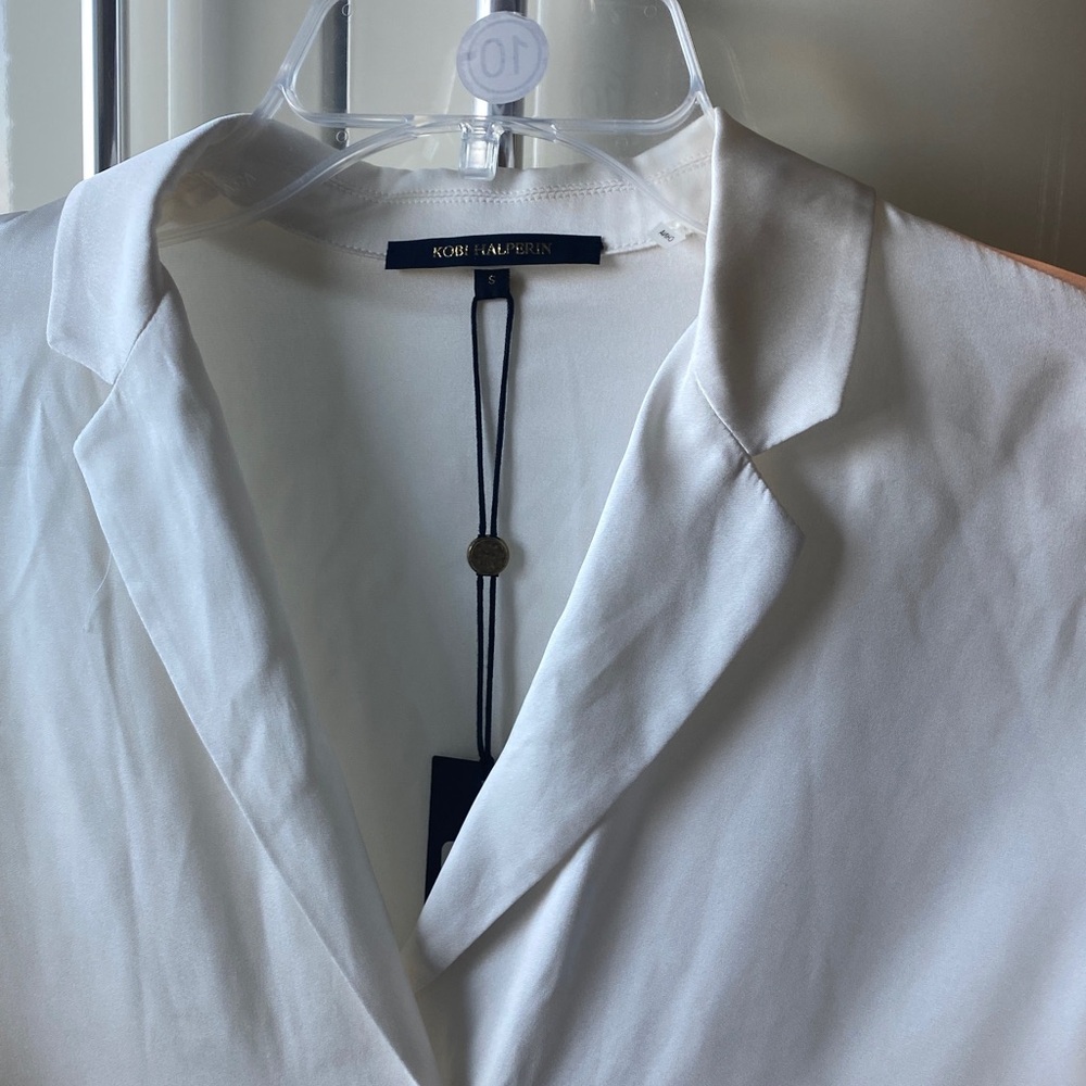 Blouse - Picture 2 of 9